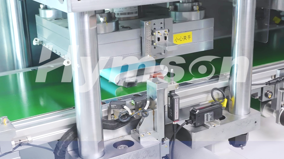 海目星方形高速卷繞機,打造高效卷繞新標桿